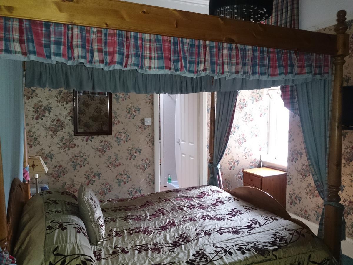 Albert Hotel Peterhead Bagian luar foto