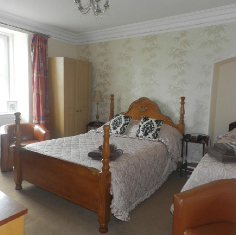 Albert Hotel Peterhead Bagian luar foto